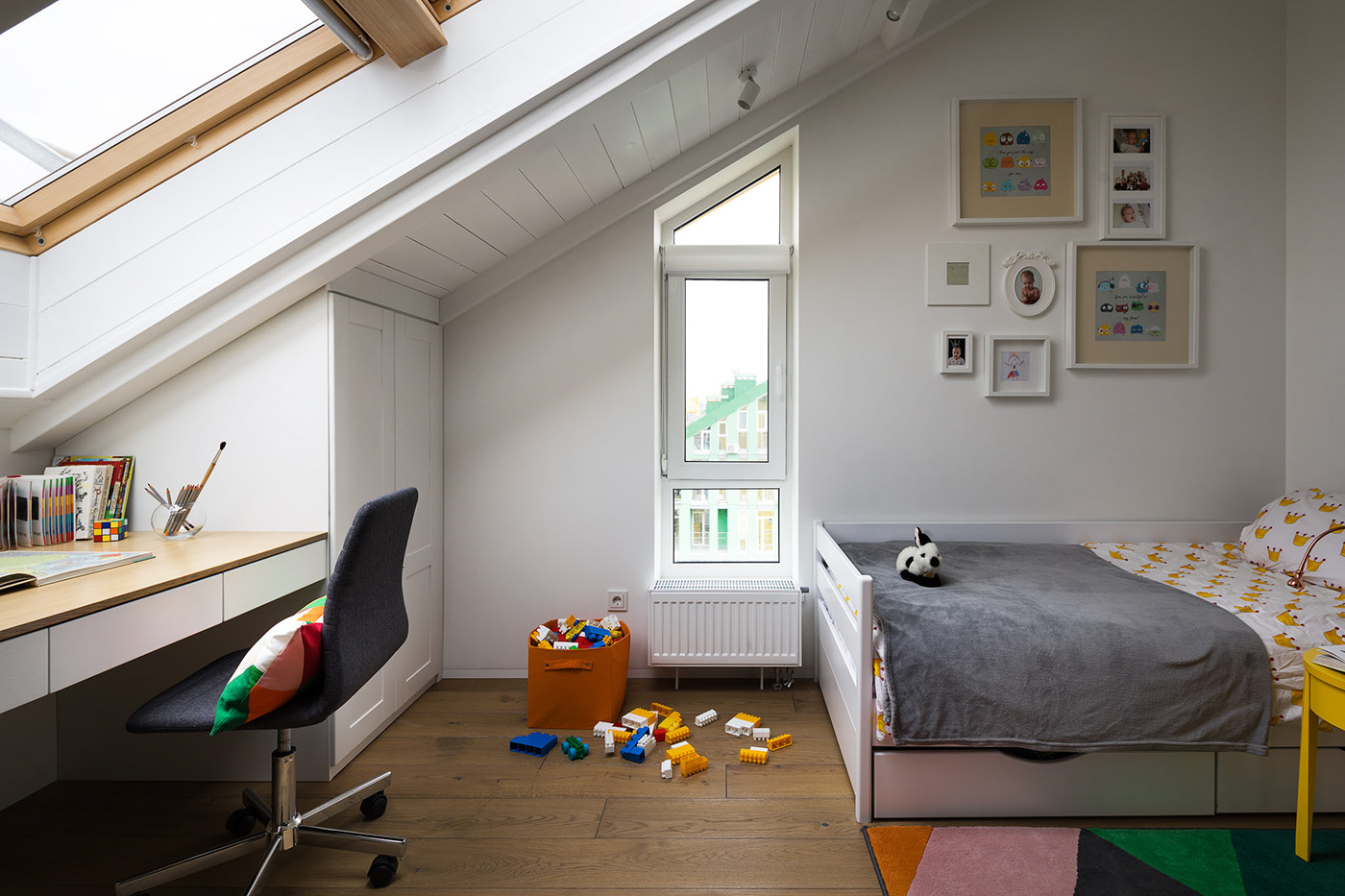 一张示例图片，显示了日出。